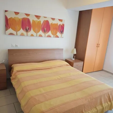 Cozy Beachside Vacation Flat In Lignano
