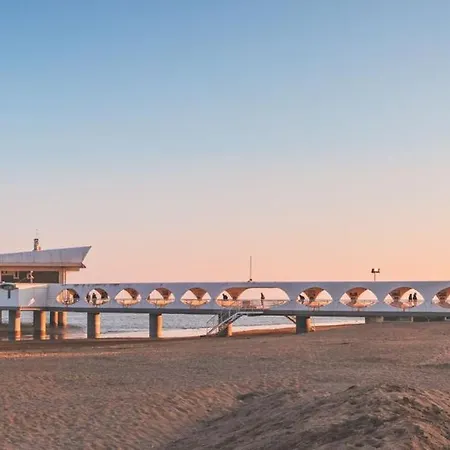 Cozy Beachside Vacation Flat In Lignano *